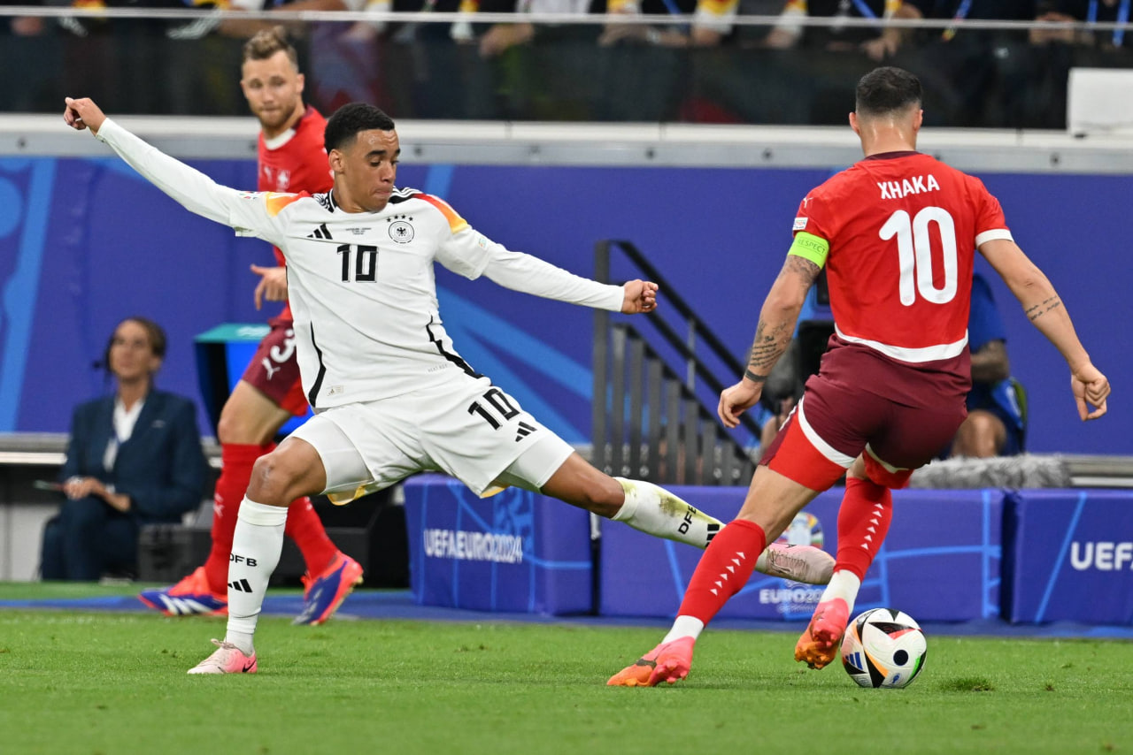 Фрагмент матча Швейцария — Германия