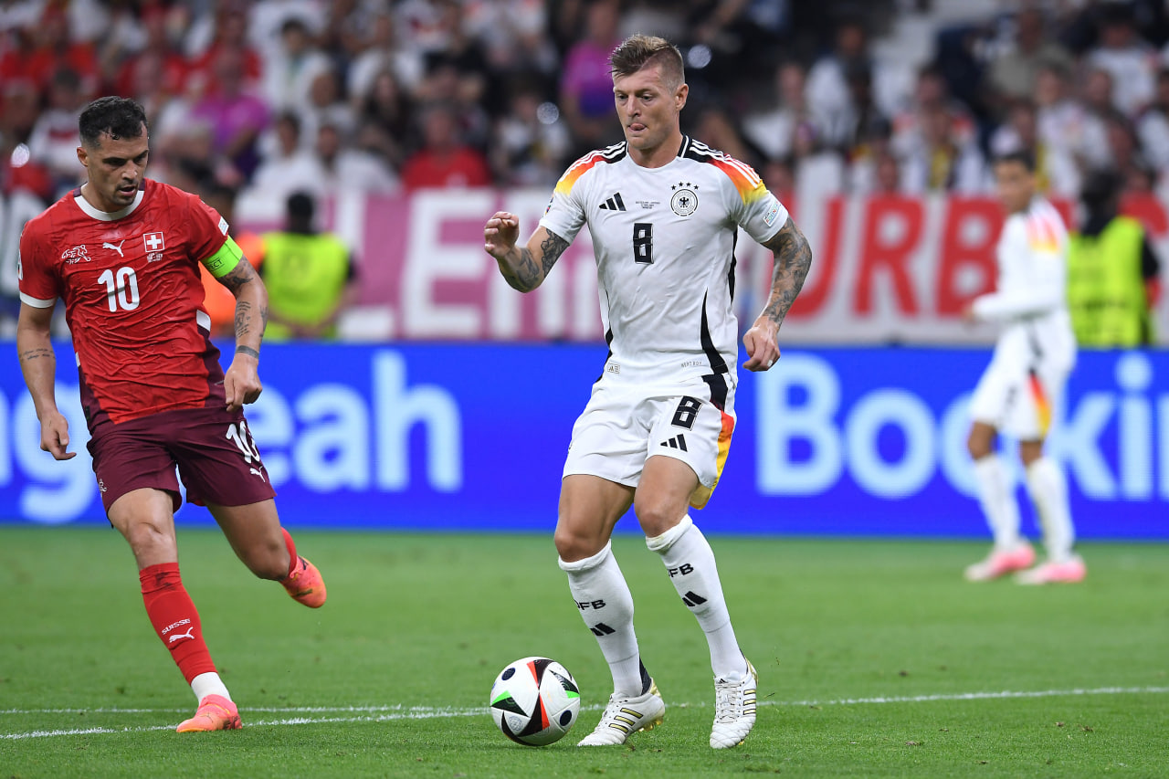 Фрагмент матча Швейцария — Германия