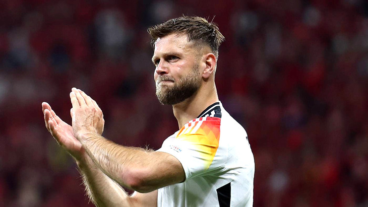 Никлас Фюллькруг Никлас Фюллькруг