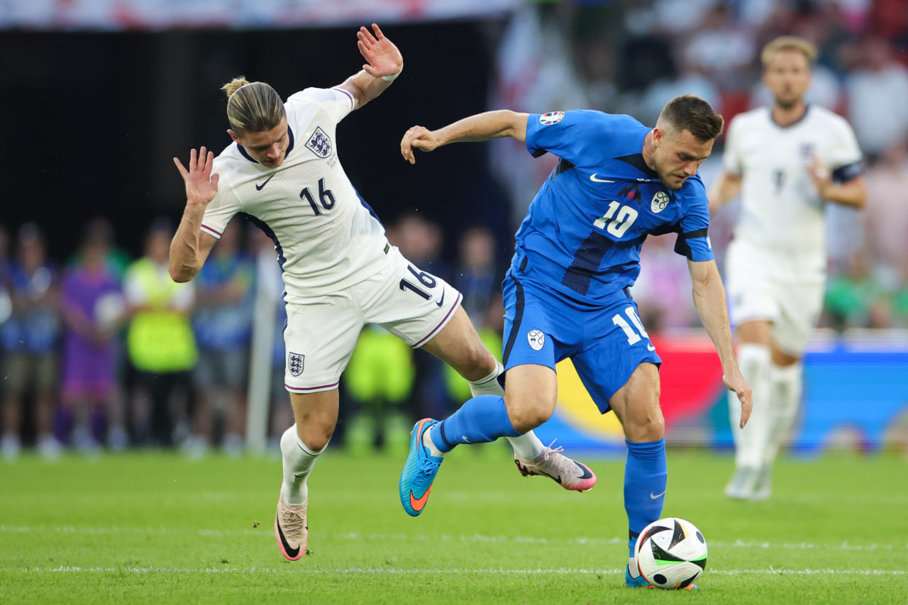 Фрагмент матча Англия — Словения