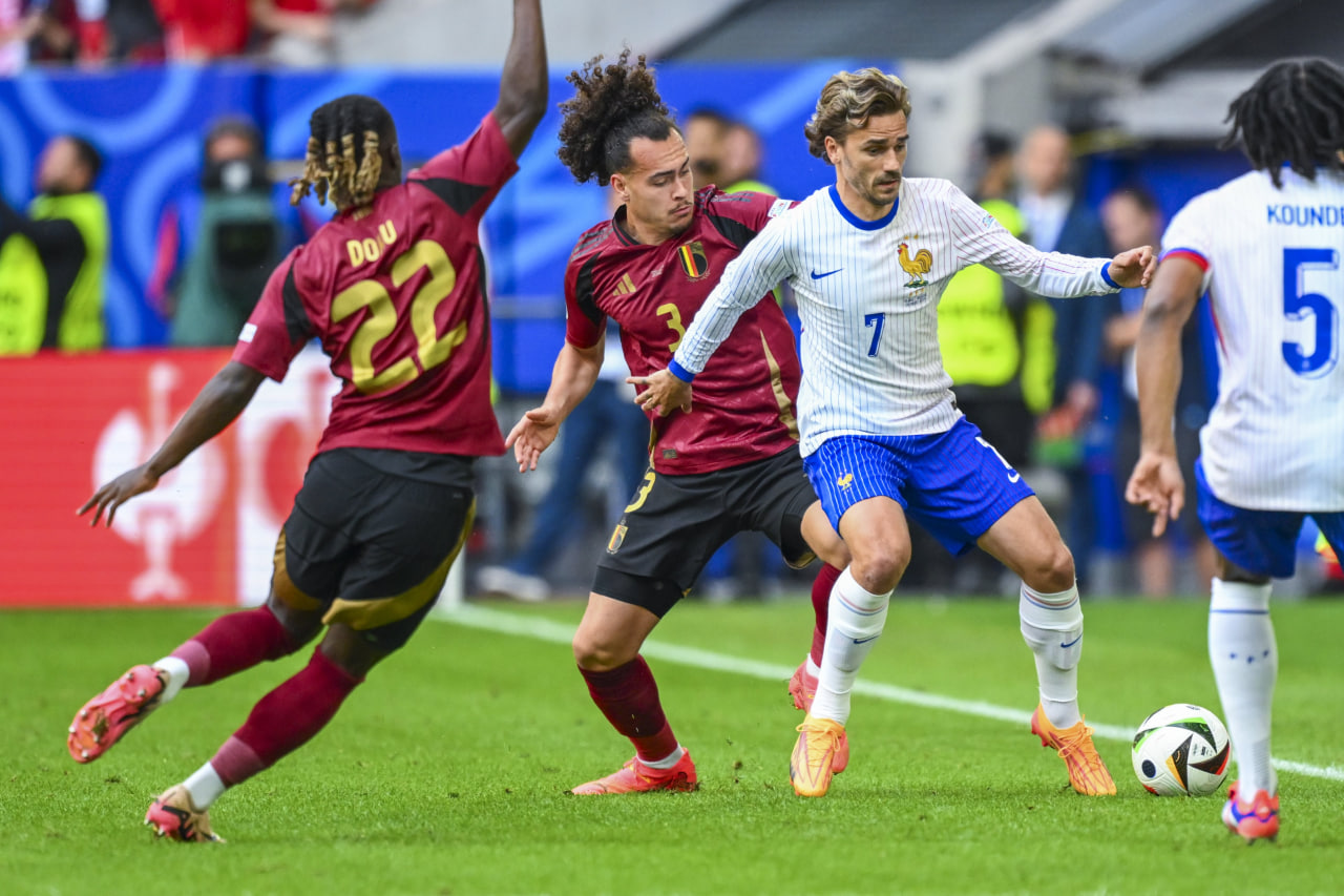 Фрагмент матча Франция — Бельгия