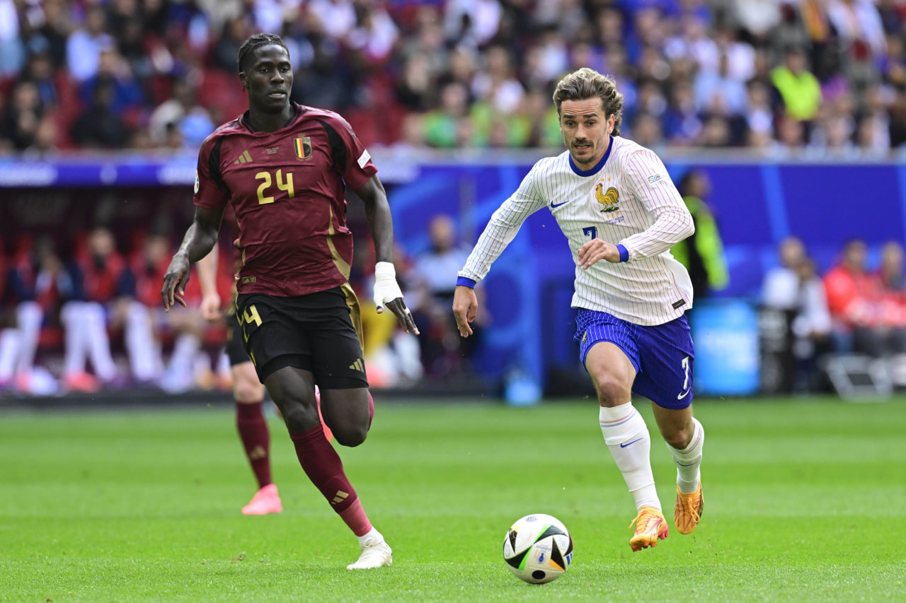 Фрагмент матча Франция — Бельгия