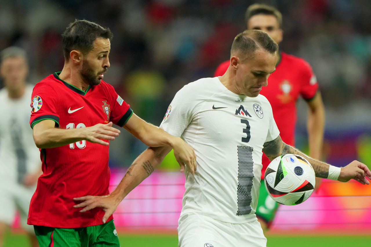 Фрагмент матча Португалия — Словения
