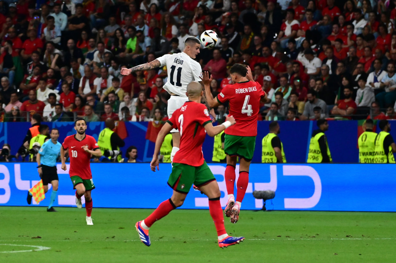 Фрагмент матча Португалия — Словения