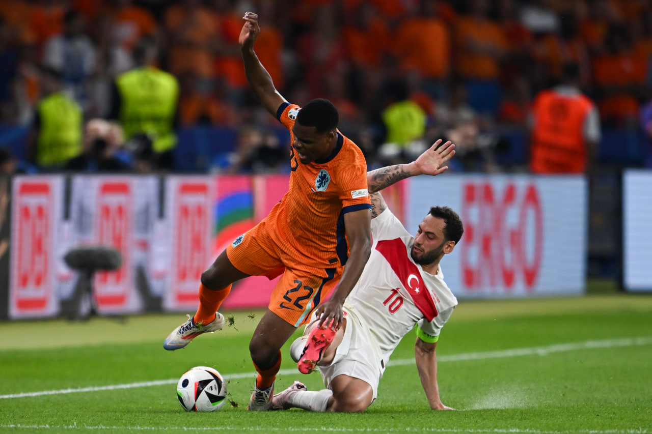 Фрагмент матча Нидерланды — Турция