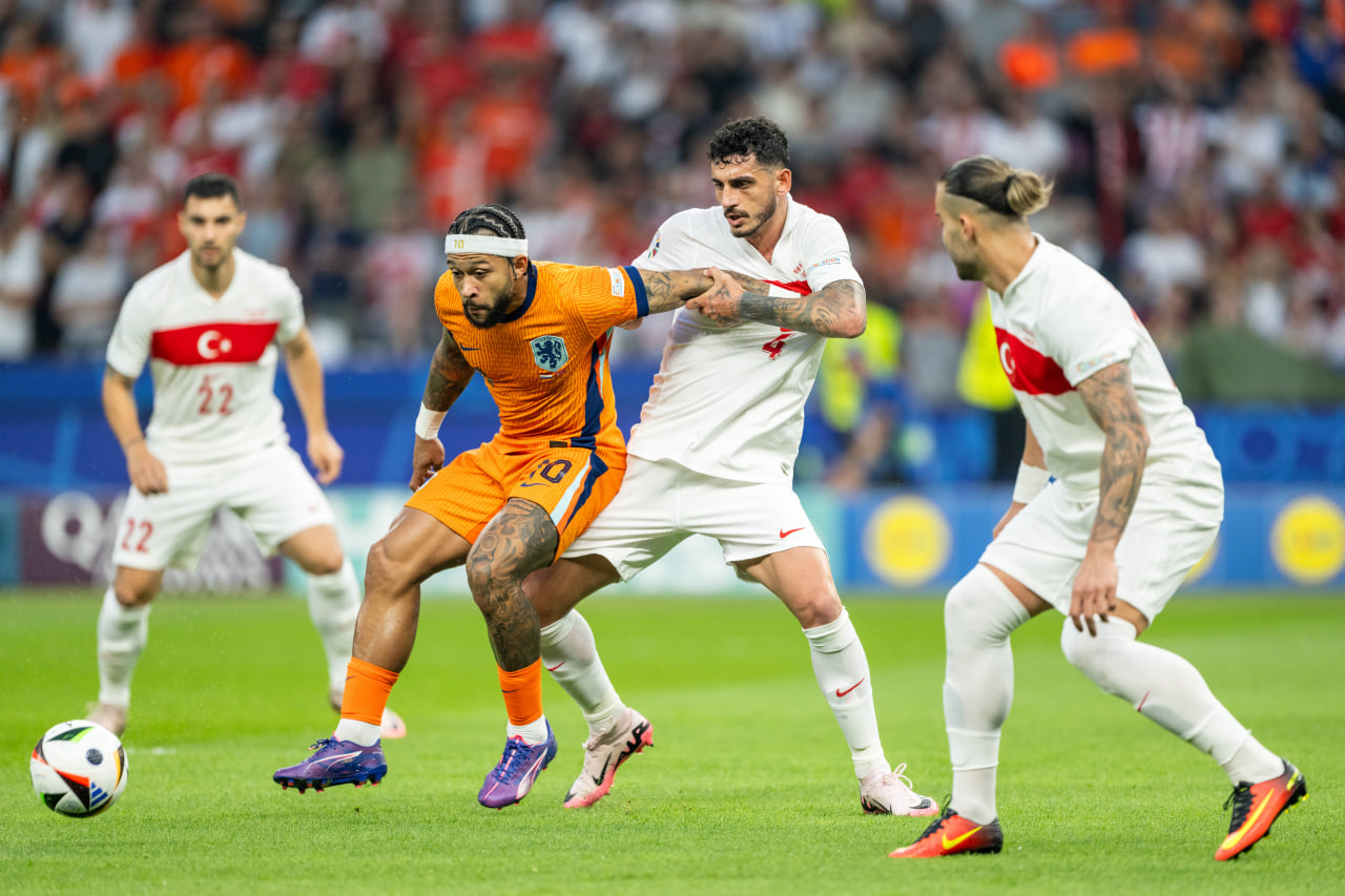 Фрагмент матча Нидерланды — Турция