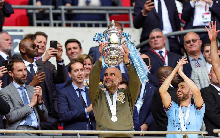 Пеп Гвардиола с Кубком Англии