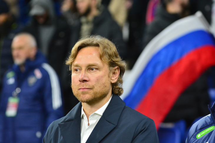 Валерий Карпин