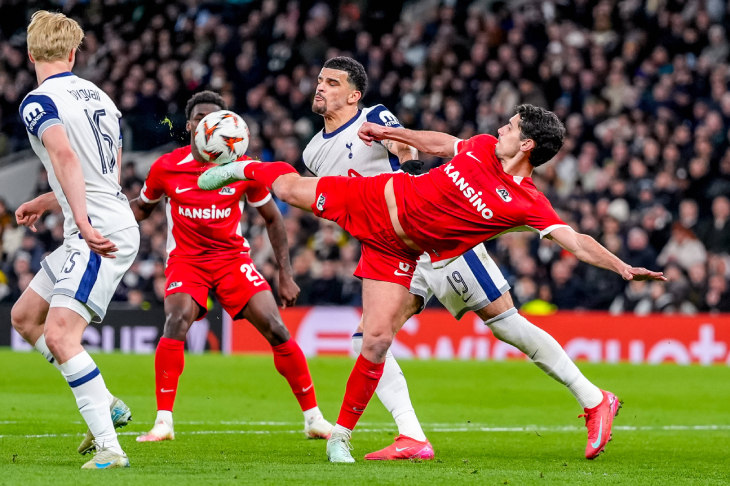 «Тоттенхэм» — «АЗ Алкмар»