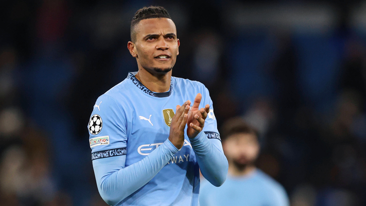 Мануэль Аканджи — защитник «Манчестер Сити»