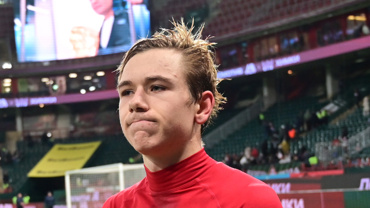 Алексей Батраков — полузащитник «Локомотива»