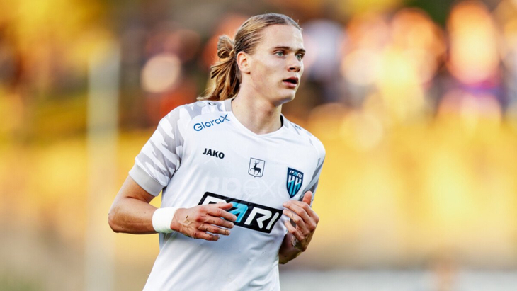 Эдуард Кокшаров