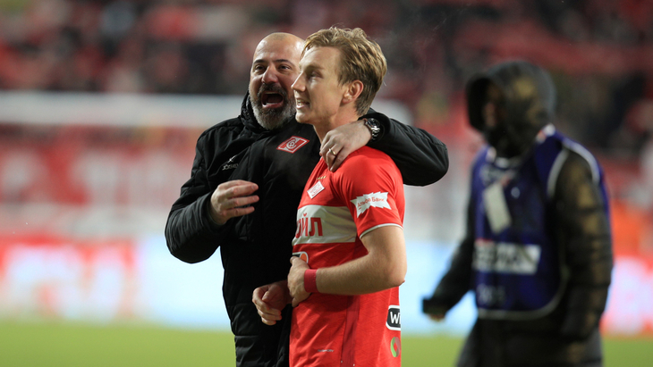 Наиль Умяров