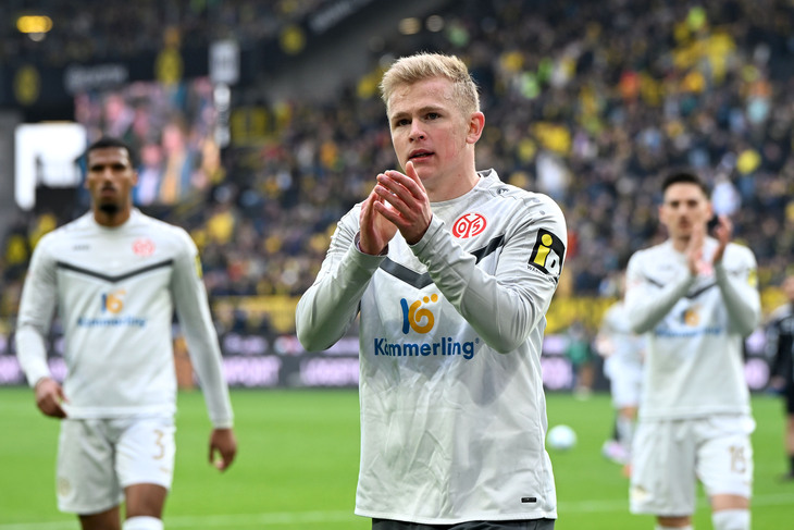 Йонатан Буркардт