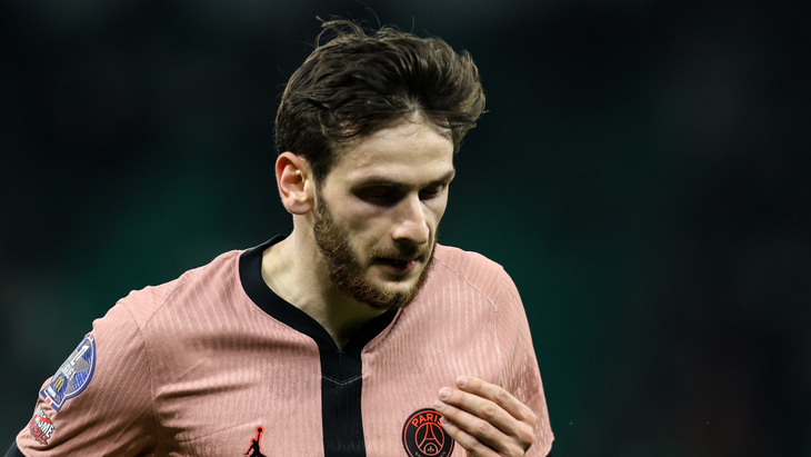 Хвича Кварацхелия — полузащитник ПСЖ