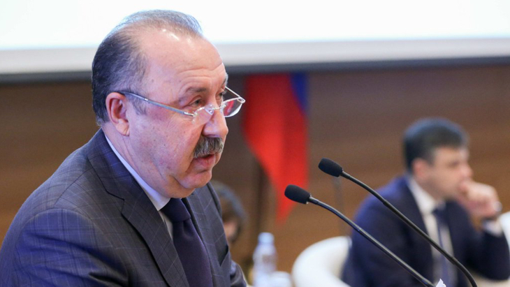 Валерий Газзаев