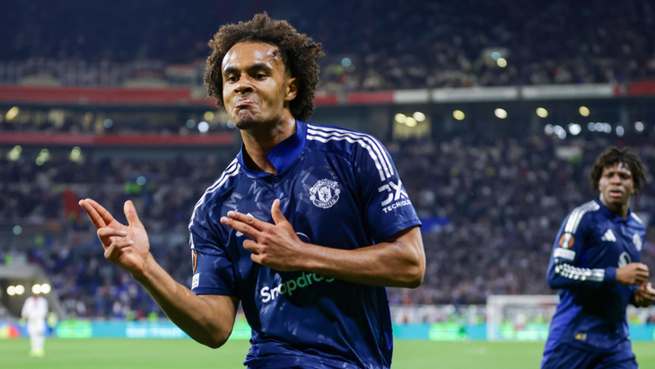 Джошуа Зиркзе — нападающий «Манчестер Юнайтед»