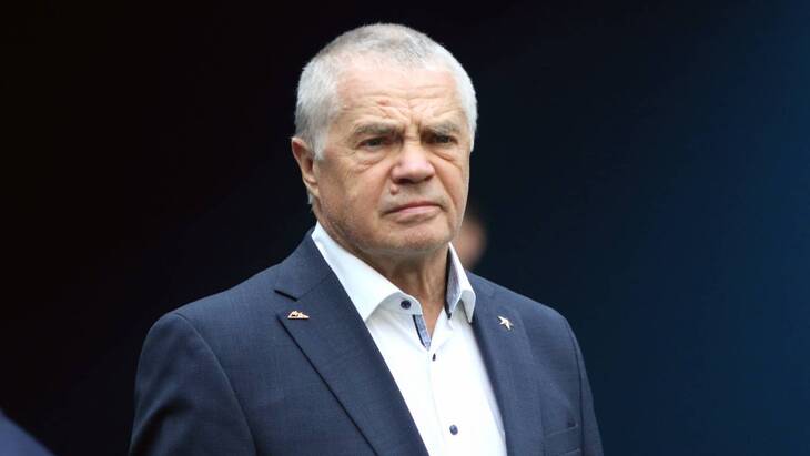 Александр Медведев