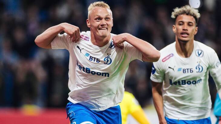 Форвард «Динамо» Константин Тюкавин