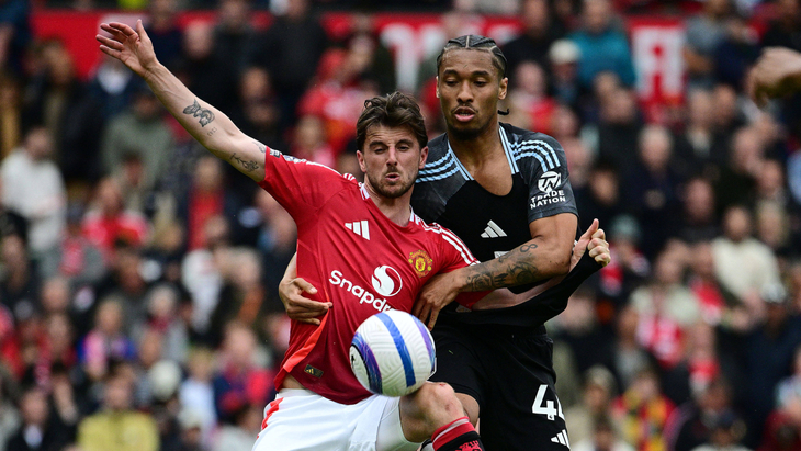 Фрагмент матча «Манчестер Юнайтед» — «Астон Вилла»