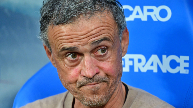 Луис Энрике — главный тренер ПСЖ