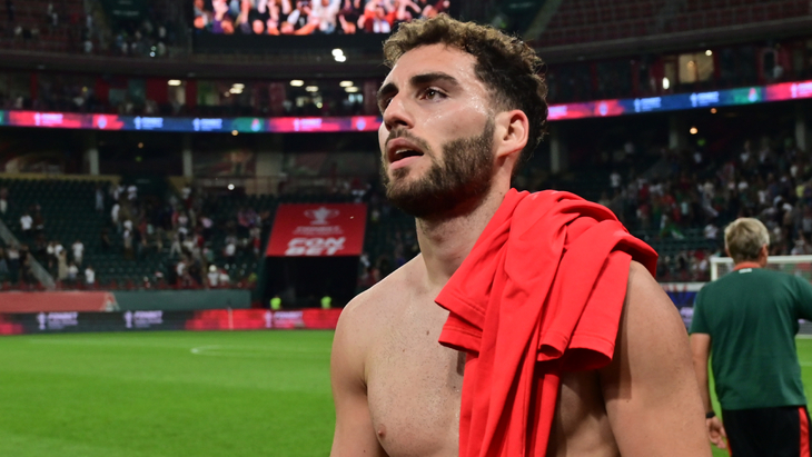 Наир Тикнизян