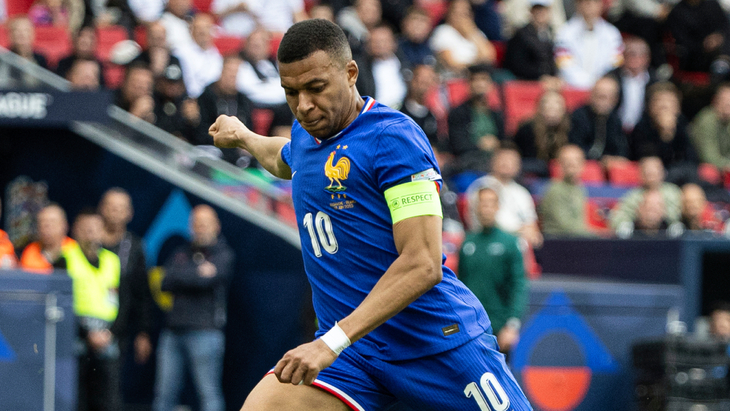 Килиан Мбаппе — нападающий сборной Франции