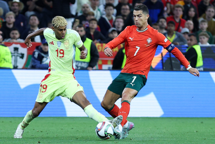 Ламин Ямаль и Криштиану Роналду