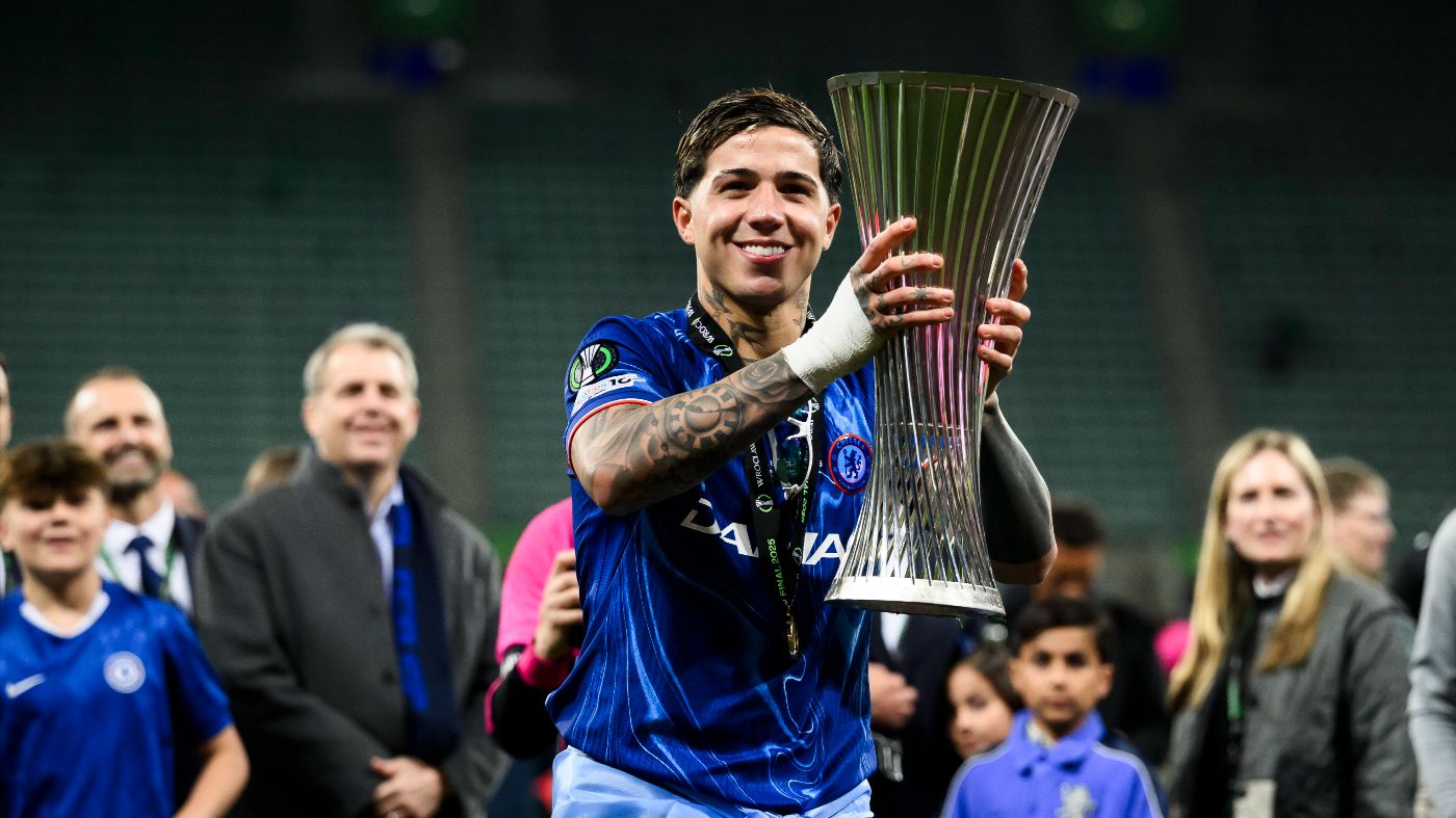 Энцо Фернандес