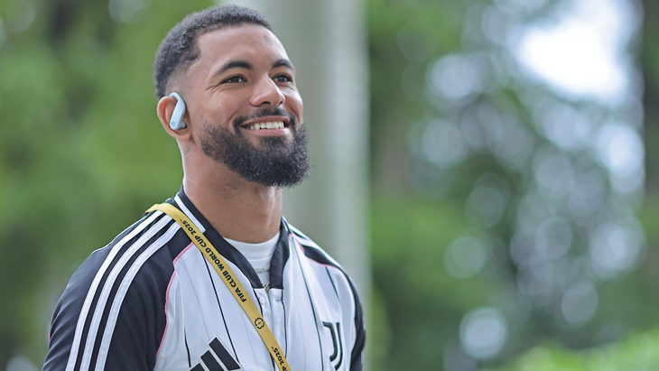 Дуглас Луис