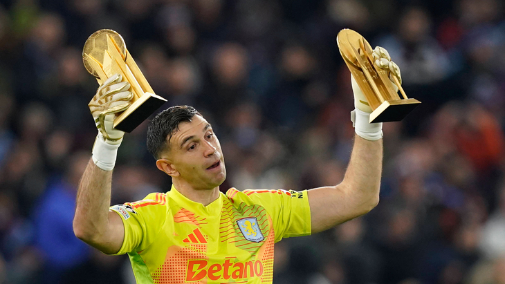 Эмилиано Мартинес может перейти в «Манчестер Юнайтед» Эмилиано Мартинес может перейти в «Манчестер Юнайтед»