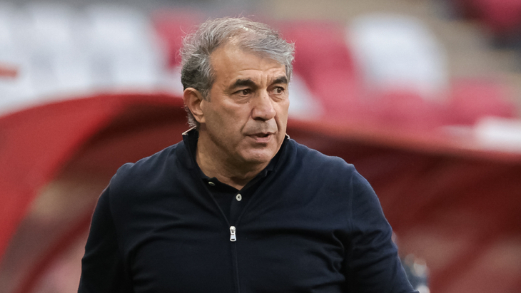 Рашид Рахимов — главный тренер «Рубина» Рашид Рахимов — главный тренер «Рубина»