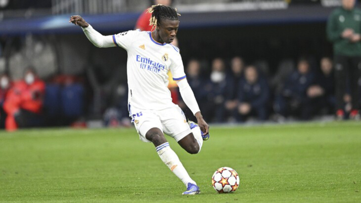 Эдуардо Камавинга Эдуардо Камавинга