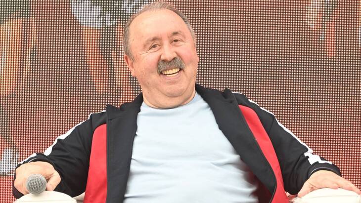 Валерий Газзаев