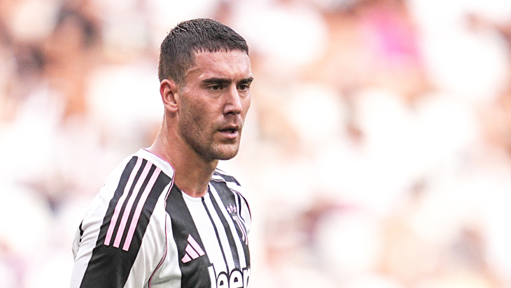 Душан Влахович — нападающий «Ювентуса» Душан Влахович — нападающий «Ювентуса»