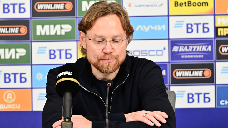 Валерий Карпин