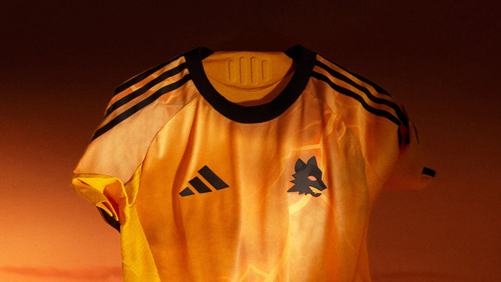 Выездная форма «Ромы»