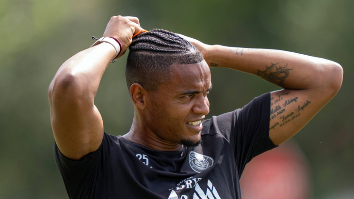 Мануэль Аканджи