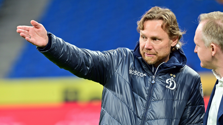 Валерий Карпин