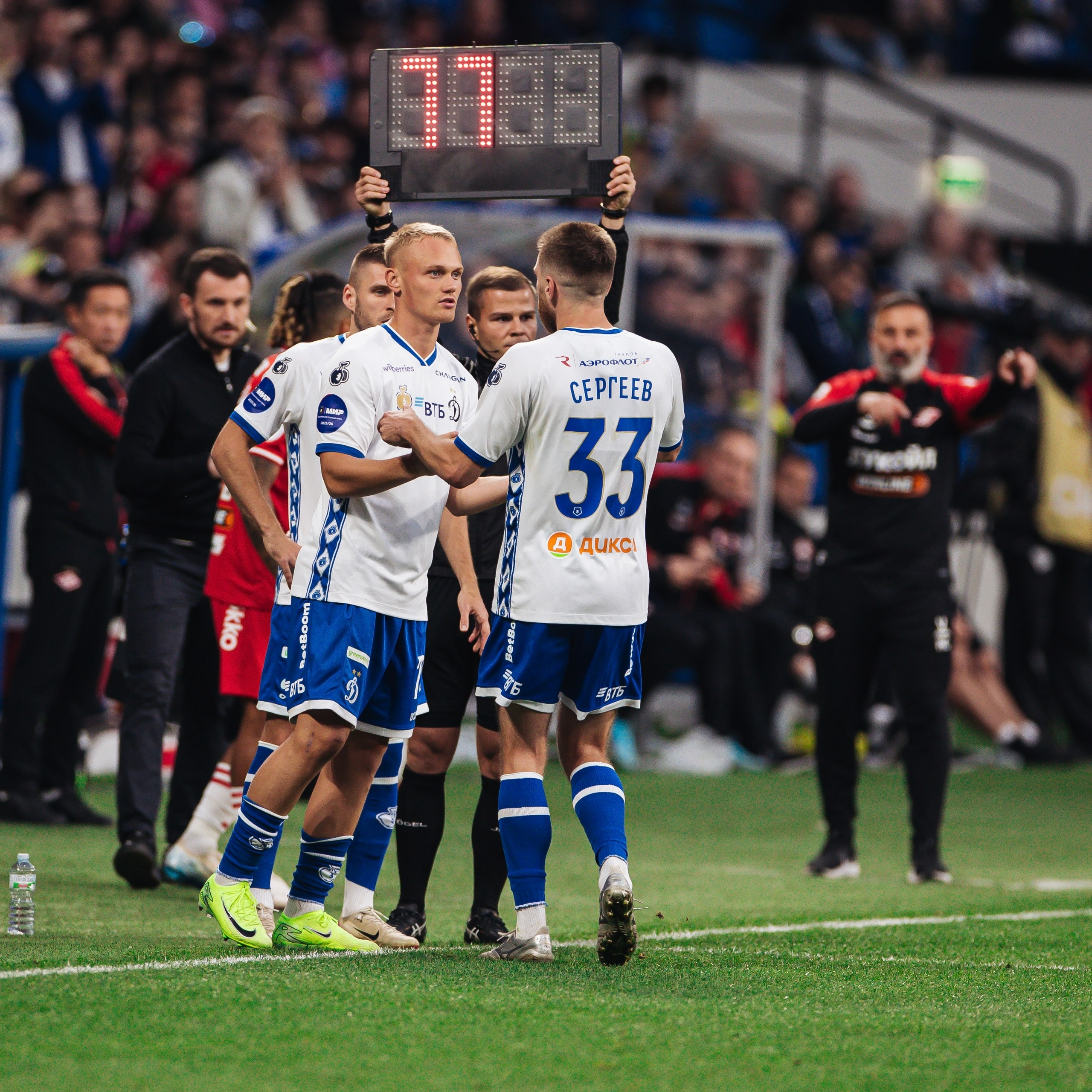 Тюкавин выходит на поле после продолжительной травмы