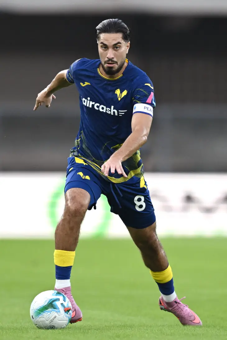 Суат Сердар