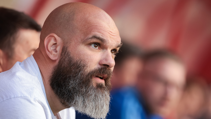 Владимир Слишкович — главный тренер «Оренбурга»