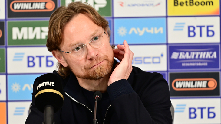Валерий Карпин