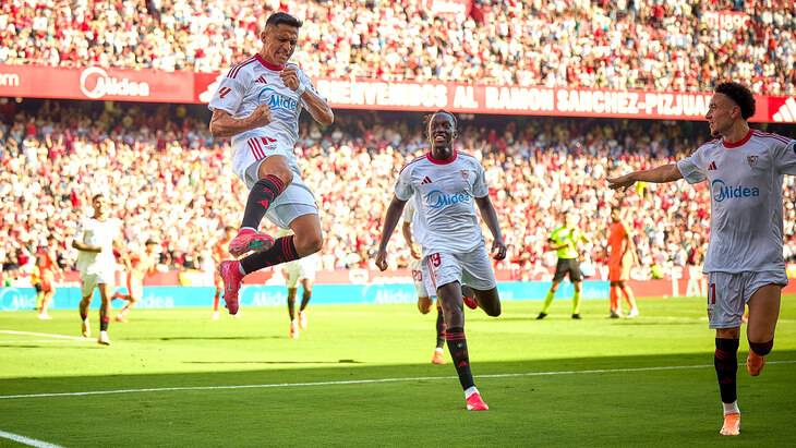 Алексис Санчес