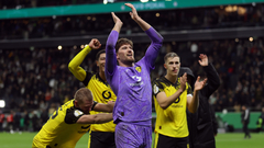 Игроки «Боруссии» празднуют победу