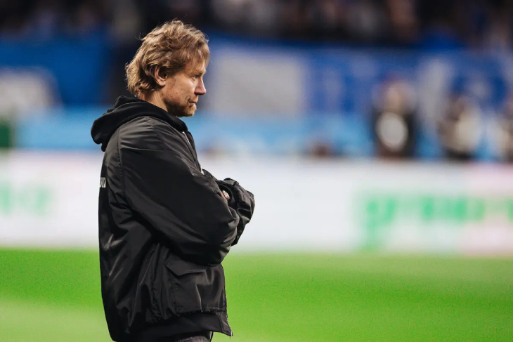 Валерий Карпин