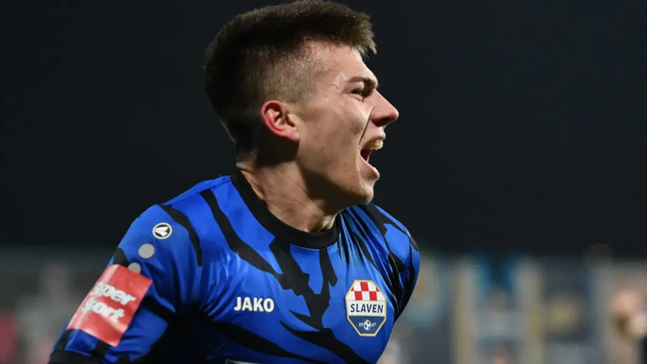 Адриан Ягушич