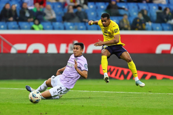 Удар Роналдо