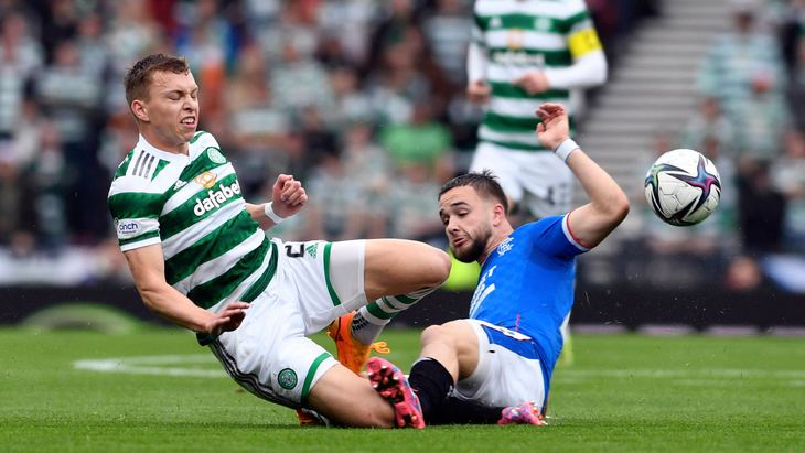 Футболисты «Селтика» и «Рейнджерс»
