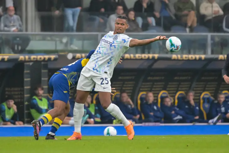 Мануэль Аканджи